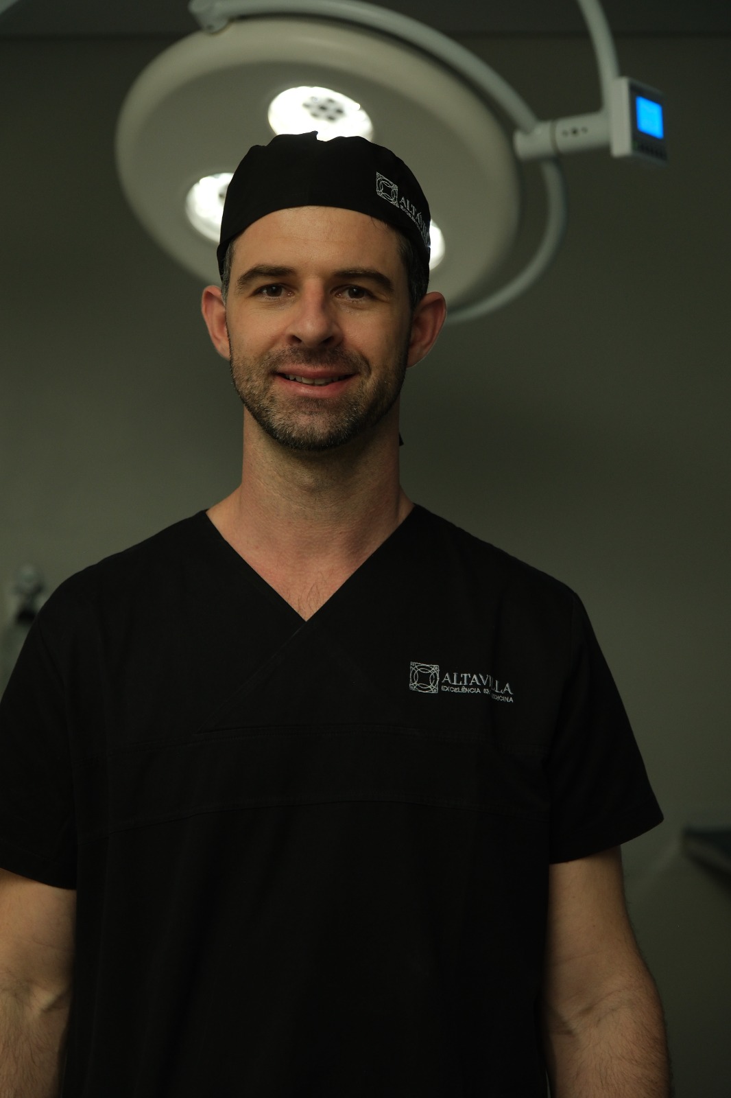 Foto profissional de Dr. Bruno Pavei